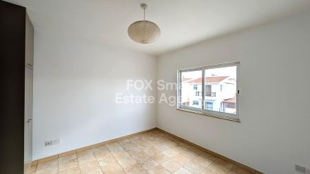 半独立式住宅出售