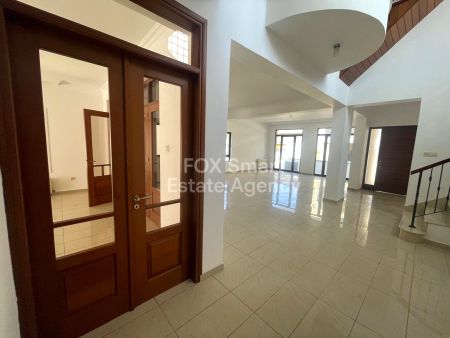 Semi-detached House for sale