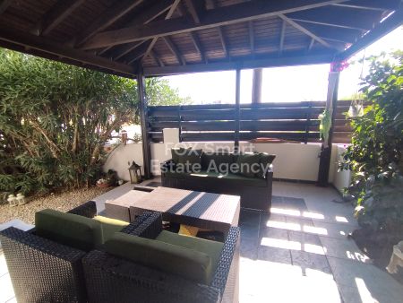 半独立式住宅出售