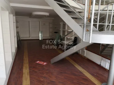 מסחר להשכרה