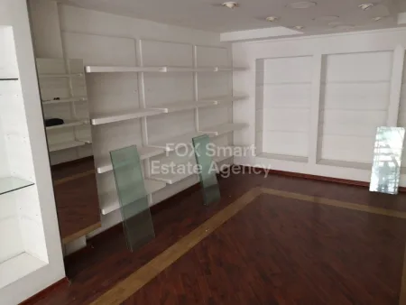 מסחר להשכרה