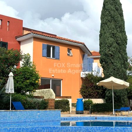 בית עירוני למכירה