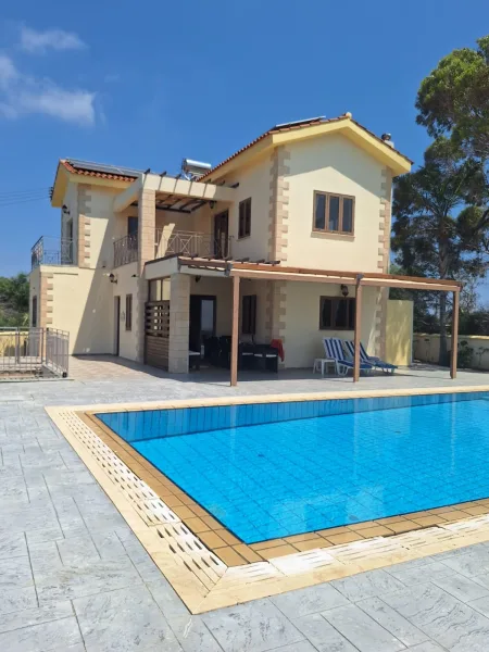 Protaras, Famagosta