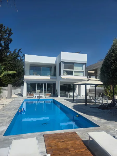 Dromolaxia—Meneou, Larnaka