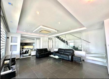 וילה להשכרה