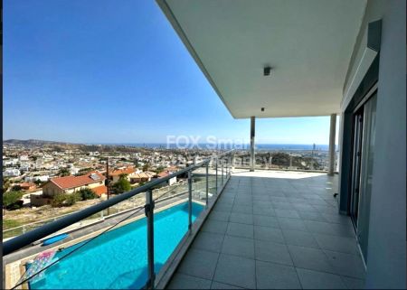 וילה להשכרה