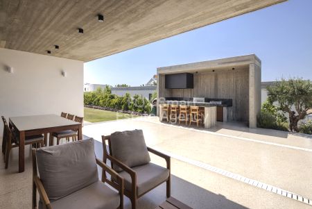 וילה למכירה