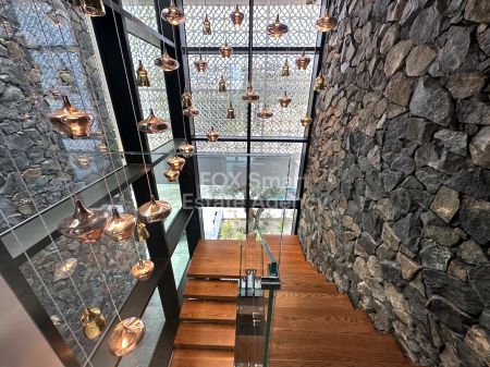 וילה למכירה