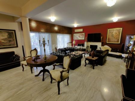 Βίλα προς πώληση