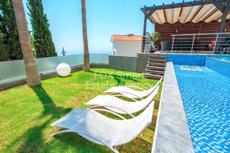 Villa for sale