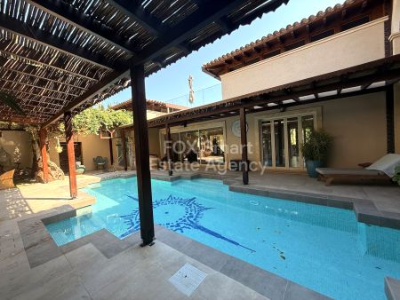 Вилла на продажу