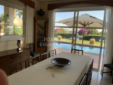 Вилла на продажу