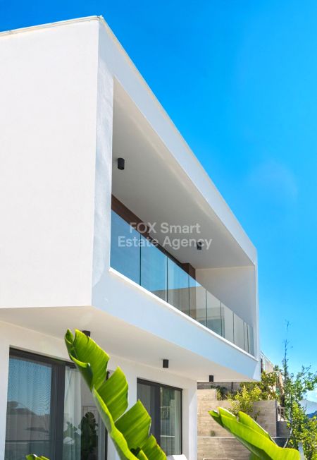 Вилла на продажу