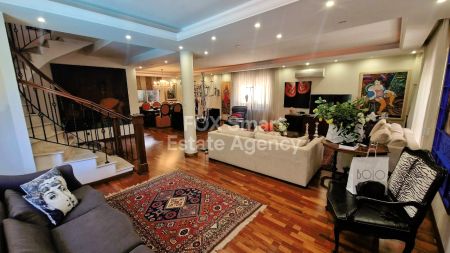 וילה למכירה