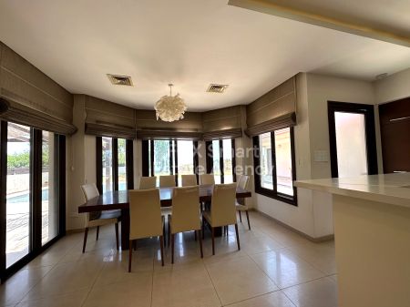 וילה למכירה