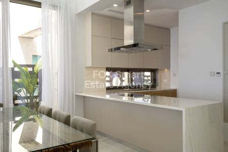 Вилла на продажу