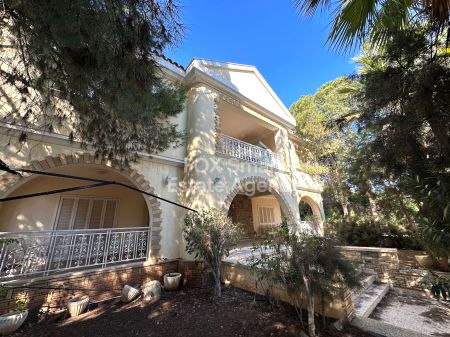 Вилла на продажу