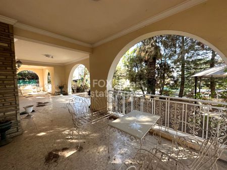 Вилла на продажу