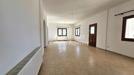 Thumbnail 4 Properties For Sale Lysos