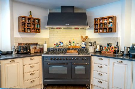 Вилла на продажу