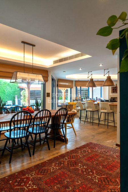 Вилла на продажу