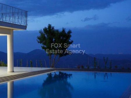 Вилла на продажу