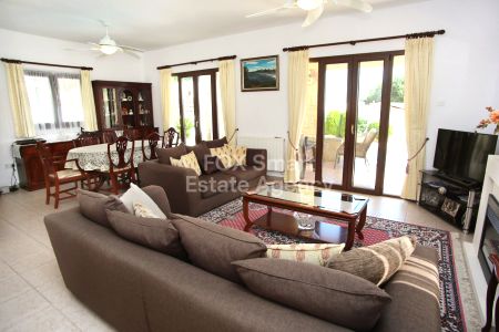 Thumbnail 4 Paphos Immobilien Zum Verkauf Ab 150 Und 250 M2