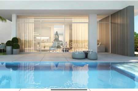 Вилла на продажу