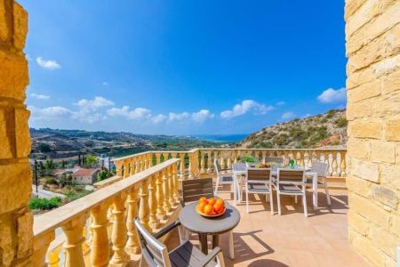 וילה למכירה