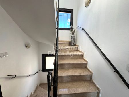 Вилла на продажу