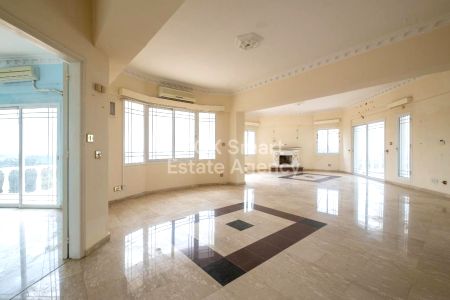 Вилла на продажу