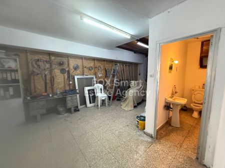 Magazzino in affitto