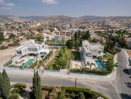 Villa for sale