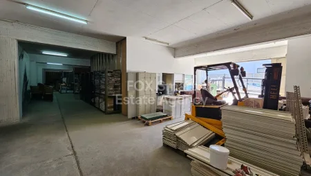 Industriell zur Miete